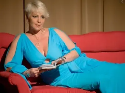 Нона Йотова се снима гола за мъжко списание