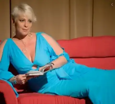 Нона Йотова се снима гола за мъжко списание