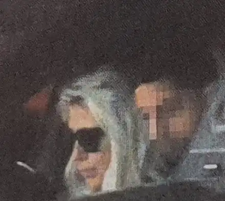 Папарашки удар:  Андреа си живее живота след като се отърва от Кобрата (Снимки)