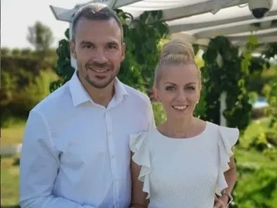 Половинката на Ивайло Захариев се оказа ОГНЕНА жена (ФОТО)