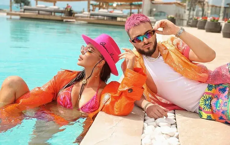 Пред очите на жена си! Криско ухажва Галена