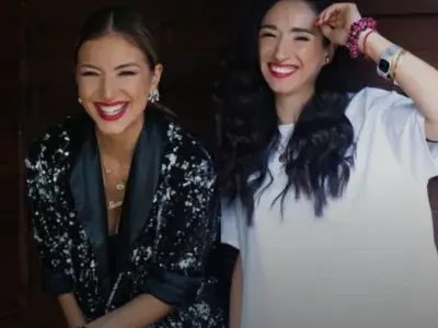 Сантра в едно легло с Петканова