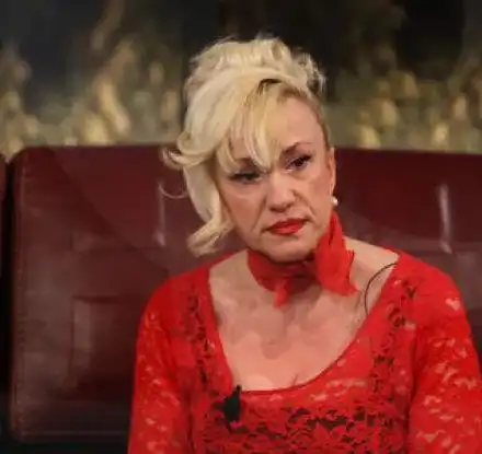 Сашка Васева няма пари да се лекува