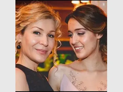 Щерката на Гала отвърна на хейта