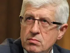 Щерката на Румен Овчаров се шири в истински палат