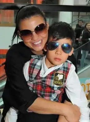 Синът на Деси Цонева - най-желан в училище