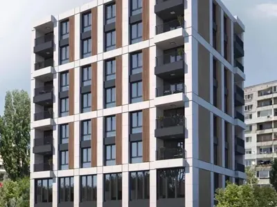 „Супермодел на България“  строи блокове в София (Снимки)