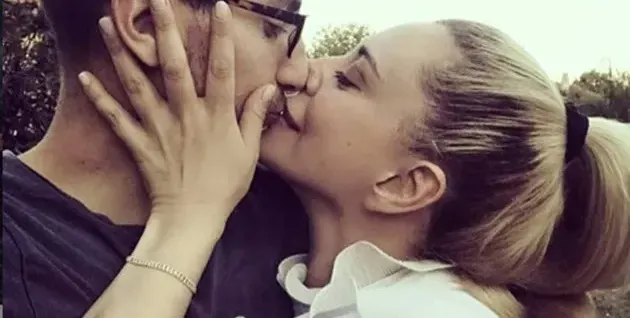 Ваня Щерева учи младото си гадже да готви