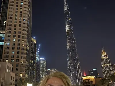 Владо Пенев празнува ЧРД на аванта при Мадам Мулти, присламчи се и Марта Вачкова (Снимки)