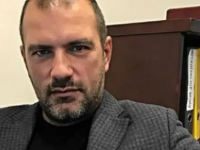 2 години след развода си: Пощальонът Пейо се ожени тайно за нотариус