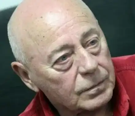 7 години след смъртта му: Роднини продадоха дома на Тодор Колев