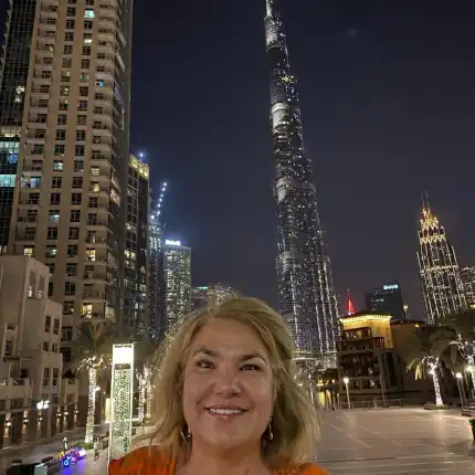 Актьори треперят от страх, искат карантина за Марта Вачкова