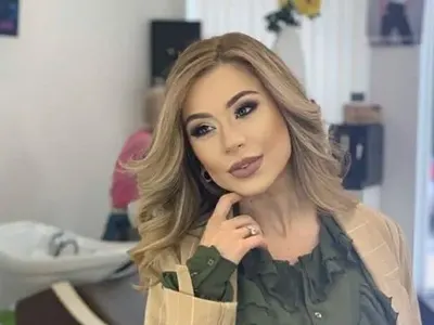 Ася Капчикова супер яка мацка и в кухнята (ФОТО В Галерията)