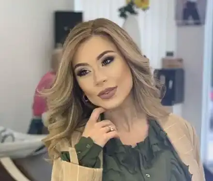 Ася Капчикова супер яка мацка и в кухнята (ФОТО В Галерията)