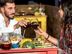Бившата на Ники Илиев залюби пилот!  (Даяна Ханджиева отсвири Данчо и гушна Петър) СНИМКИ