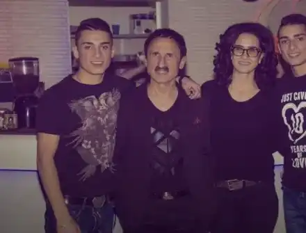 Близанците на Милко Калайджиев - архитект и доктор