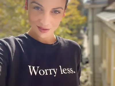 Д-р Огнянова с етюди от балкона (СНИМКИ)