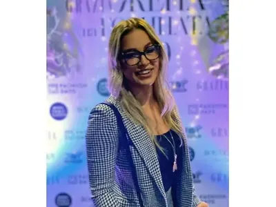 Дара Екимова и Алисия с приз „Жена на годината“ (Галерия)