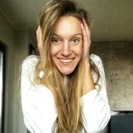 Дария Симеонова стана на 31 г. и пипна коронавирус