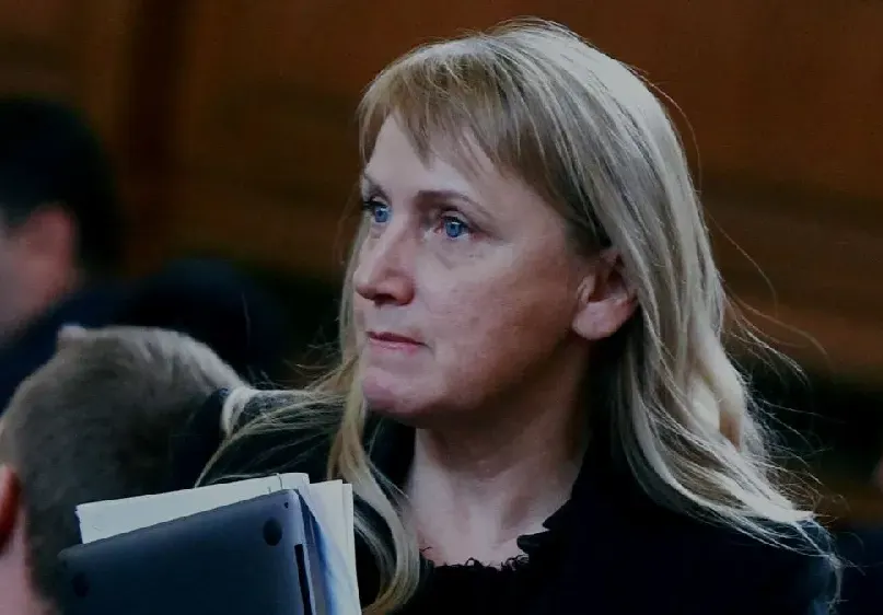 Елена Йончева ипотекира палата си в Красно село (Журналистката с кредит и в Брюксел)