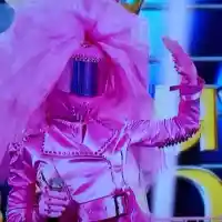 Ето как се издаде Булката от Маскираният певец