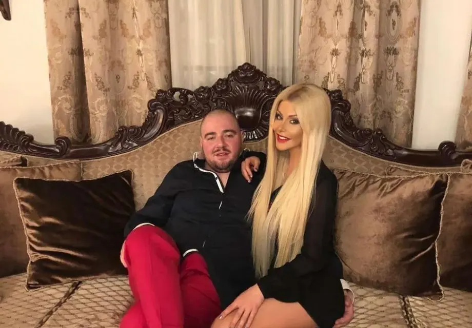 Гущерови заживяха в нова къща, плеймейтката не кърми заради импланти