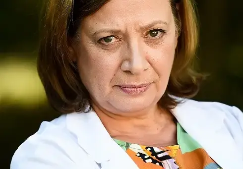 Янина Кавашева не готви на мъжа си (Д-р Кръстева от „Откраднат живот” изостави домакинските задължения)