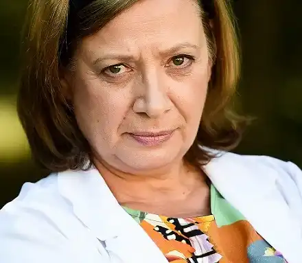 Янина Кавашева не готви на мъжа си (Д-р Кръстева от „Откраднат живот” изостави домакинските задължения)