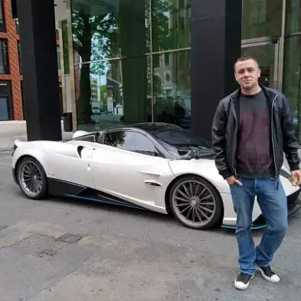 Ицо Хазарта сменя амплоато (Рапърът става продуцент)