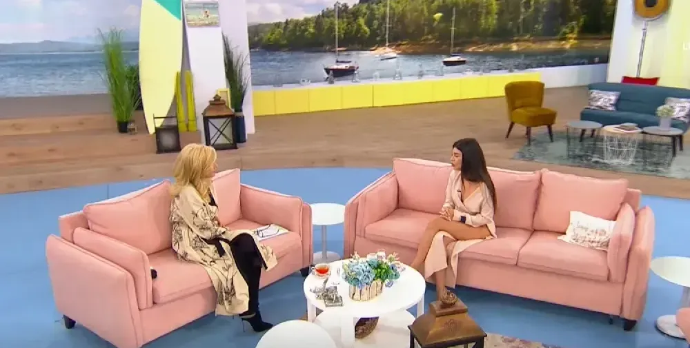 Ивана от Игри на волята цъфна без бельо при Гала