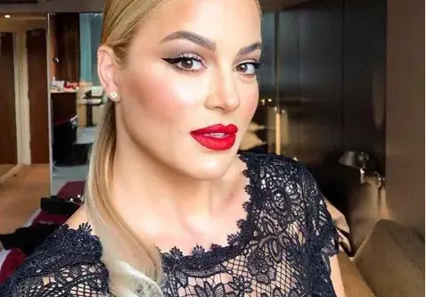 Жени Джаферович пълнее ударно, a дава съвети за отслабване (Хубавицата закова кантара на 70 кг)