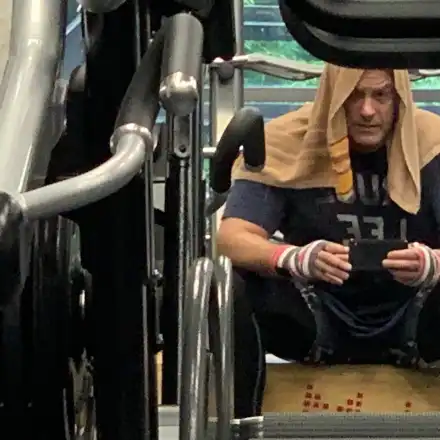 Къде изчезна Юксел? Бившата жена на водещия прибра дъщеря им в Сърбия