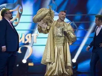 Кристиан Кирилов грачил без пари в „Маскираният певец” (Пишман актьорът прибирал хонорарите от участия на жена си Джулия)