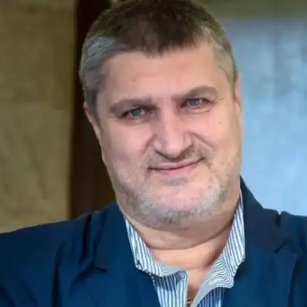 Любо Ганев хапва за двама след положителния тест