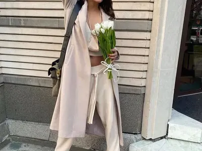 Лорд Евгени Минчев отсече: Ретроградни щрихи в облеченото от Деси Цонева, Джанаварова потопена в сос Пикасо и още +СНИМКИ