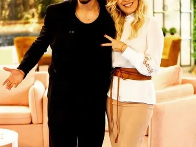 Лорд Евгени Минчев отсече: Ретроградни щрихи в облеченото от Деси Цонева, Джанаварова потопена в сос Пикасо и още +СНИМКИ