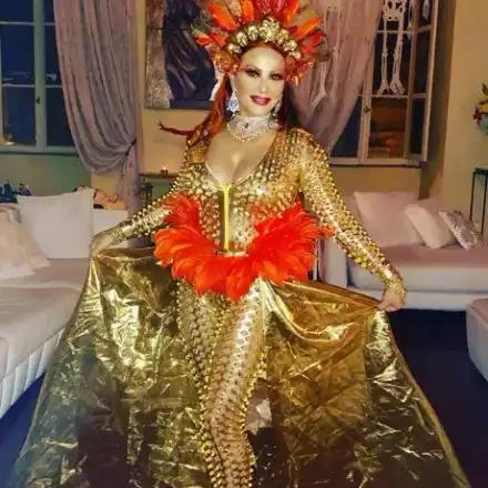 Мадам Мулти скъса с миналото: От 9 години не е стъпвала на гроба на мъжа си, не иска да знае кои са родителите й