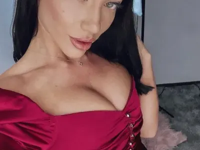 Малкото коте вече е брюнетка (Фото)