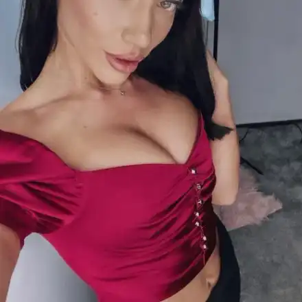 Малкото коте вече е брюнетка (Фото)