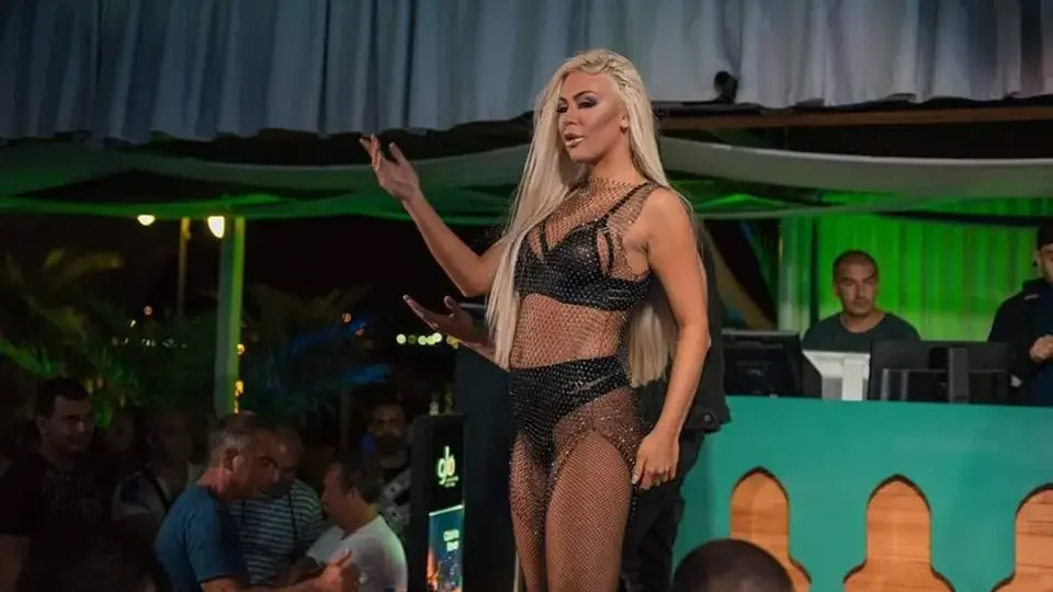 Мис Плеймейт Михаела Тодорова: С Христо Сираков много се обичахме, дължа му всичко, което съм постигнала!