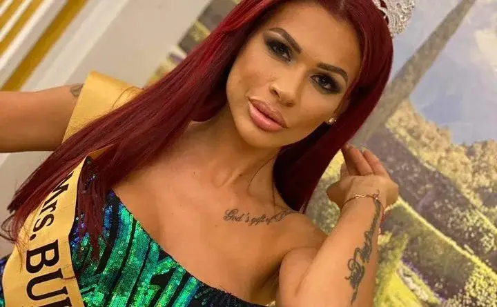 Моника Минкова се разпищоли