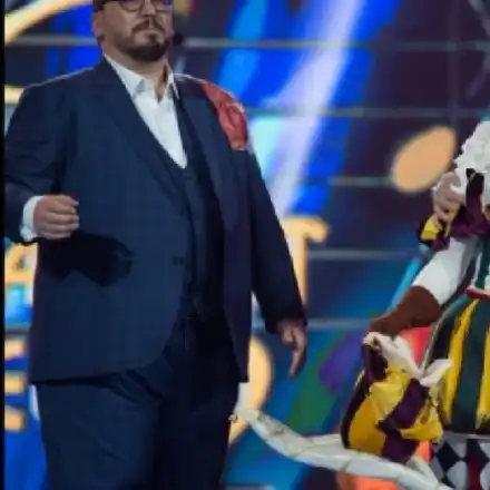 На косъм от злополука! Теди Кацарова ЗАДУШЕНА в „Маскирания певец“