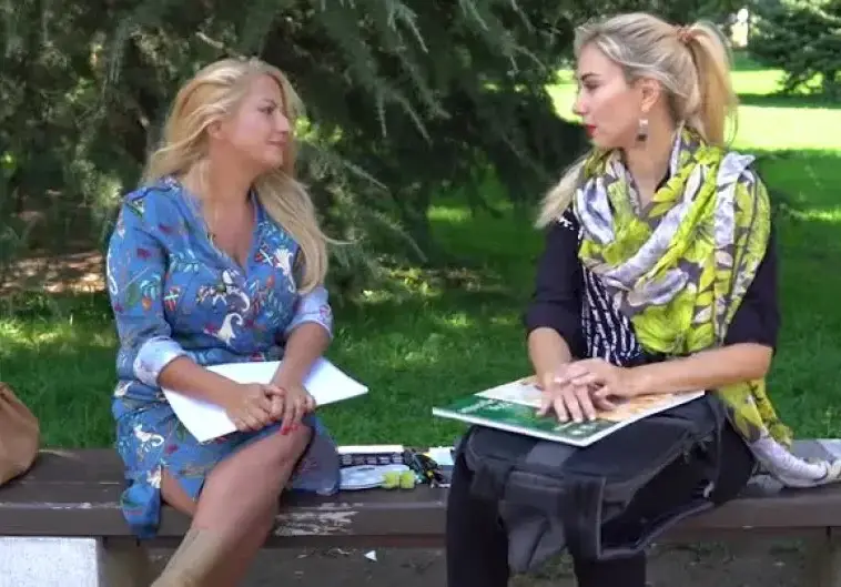 Нети релаксира с рисуване