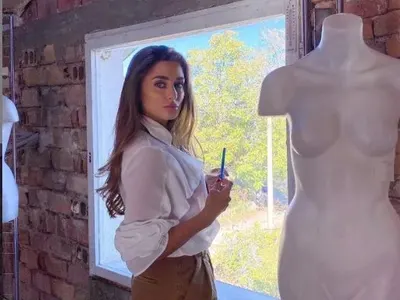 Ники вече е забравен! Саня стана моден дизайнер (Показа фото от работния процес)