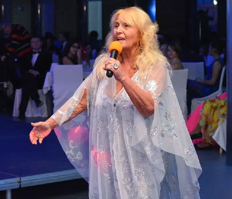 Първата жена на Емил Димитров стана рускиня, Путин лично разписал указа