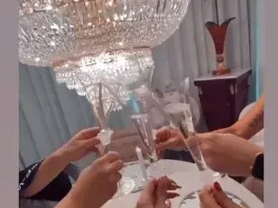 ПЪРВИ СНИМКИ от тайната погача на Гущерова и шикозния й дом