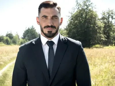 Пилотът от „Фермата“ крадял в Германия