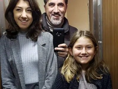 Щерката на Башар Рахал стана влогър