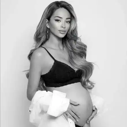 Скандалната Бояна Маринова очаква второто си дете (Снимки)