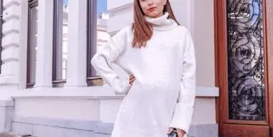 Скандалната влогърка Антоанет Пепе роди трето (Не снима раждането)